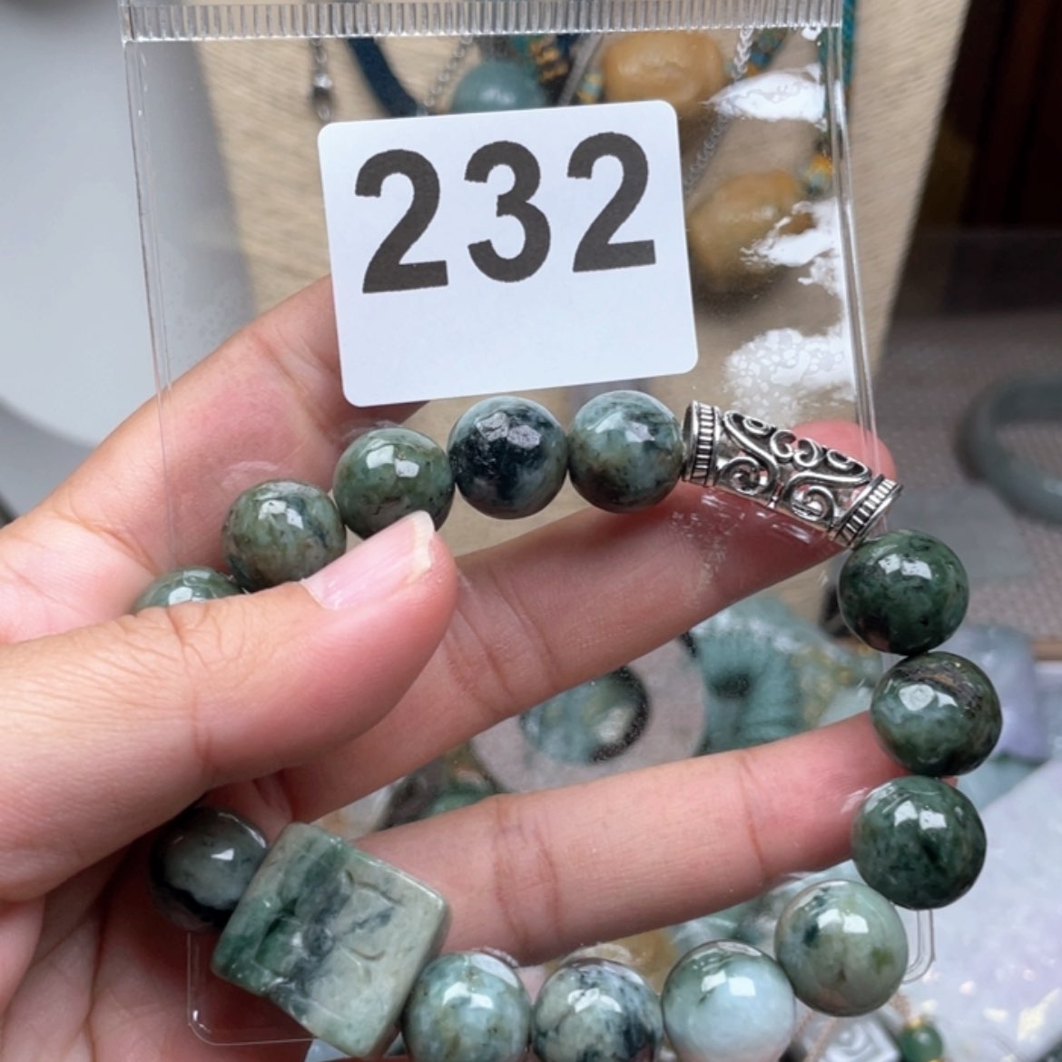 【闪购商品】翡翠颈饰未镶嵌翡翠