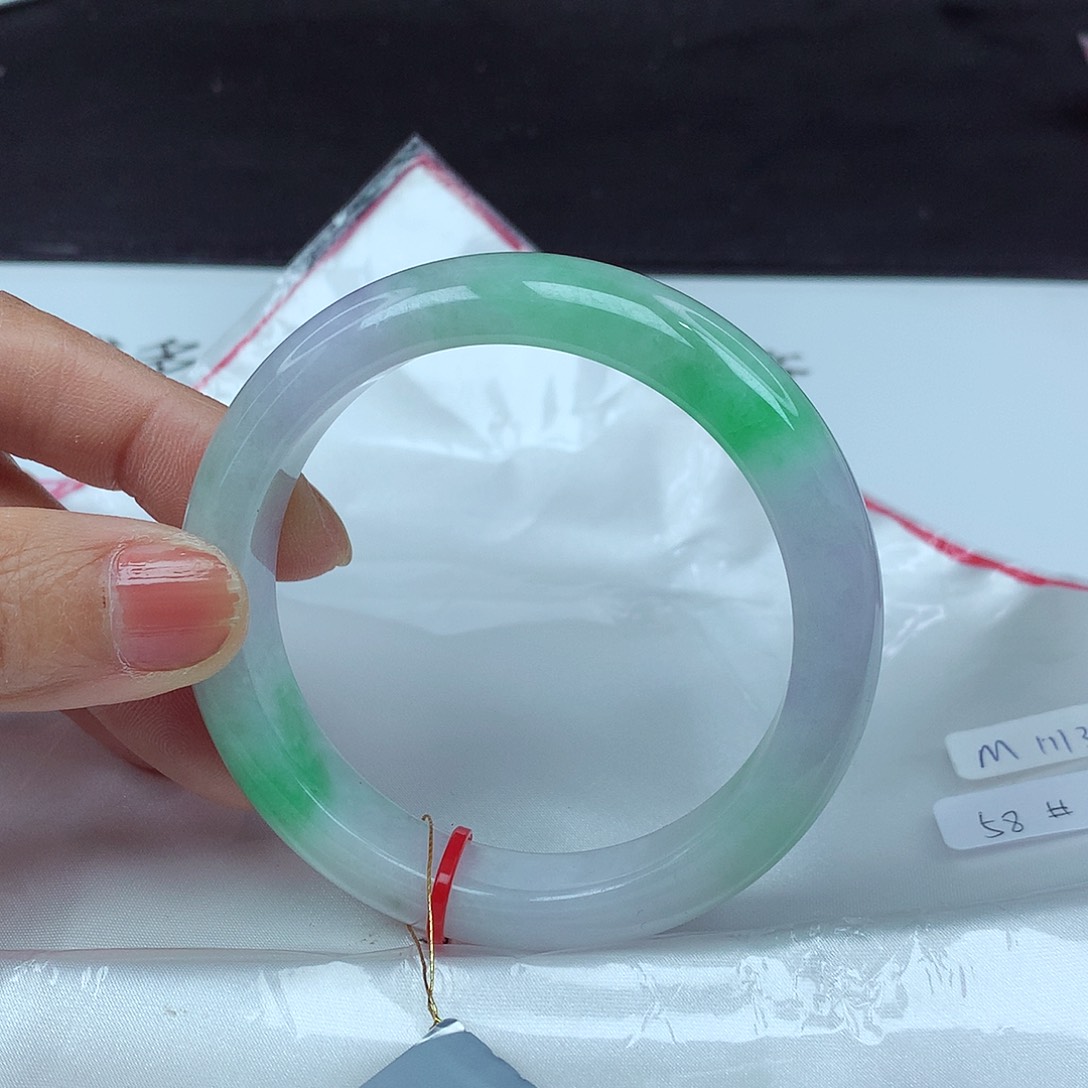 翡翠手镯未镶嵌58圈1313