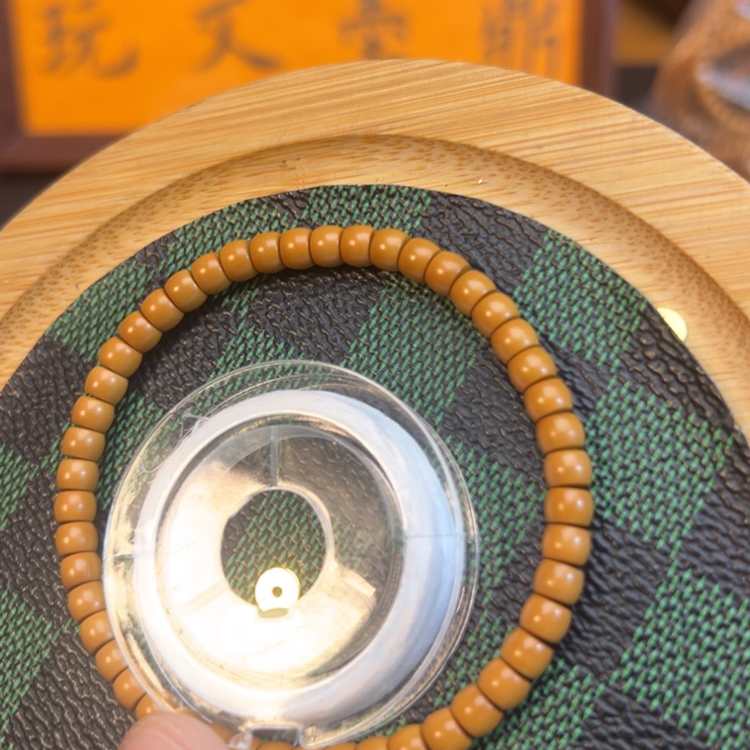 橄榄核手串0.55核尖手串