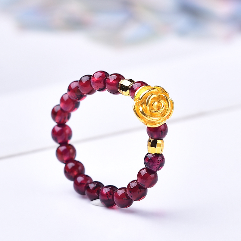 （黄金补贴）足金玫瑰花搭配石榴石戒指（带证书带礼盒）