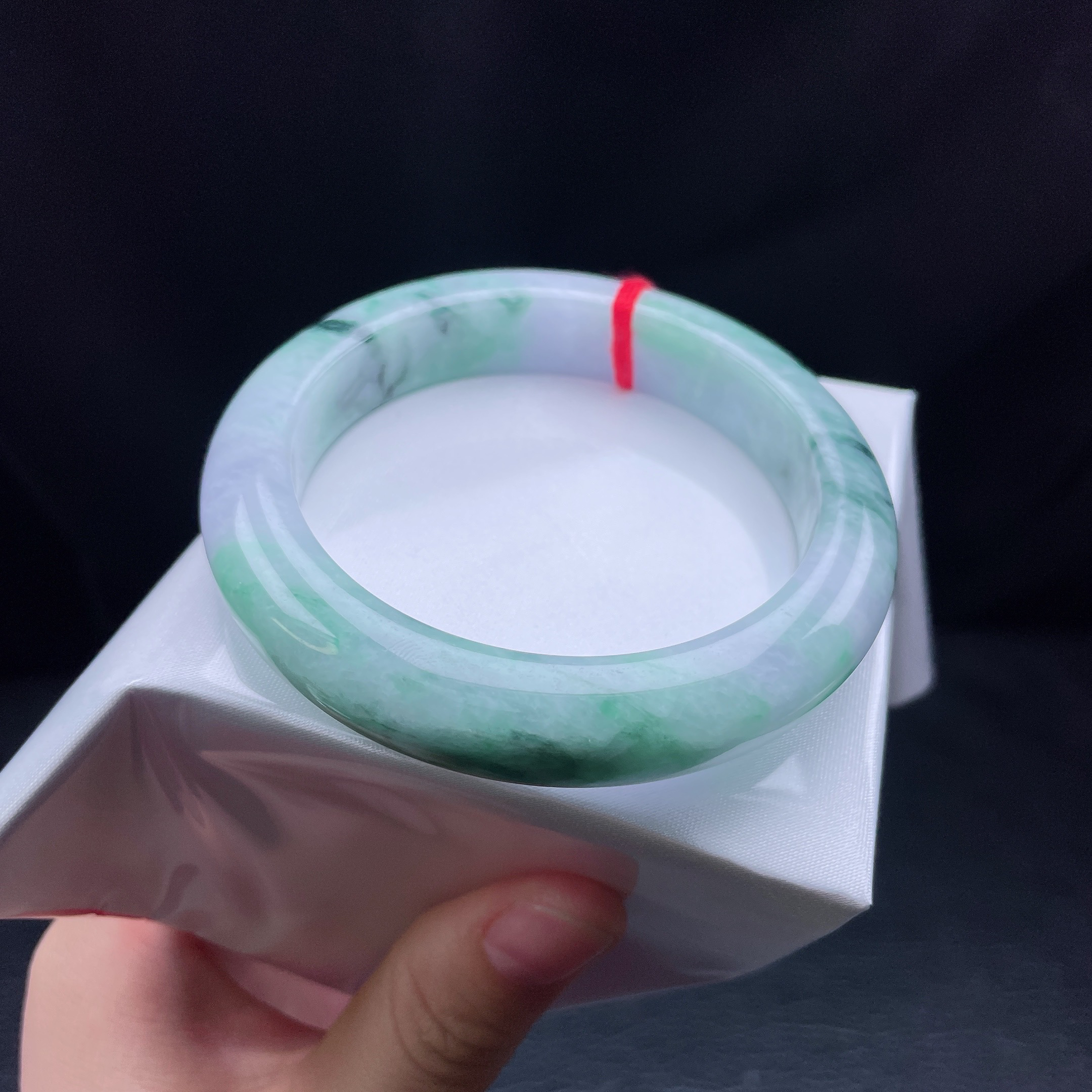 59圈糯底春彩宽边手镯