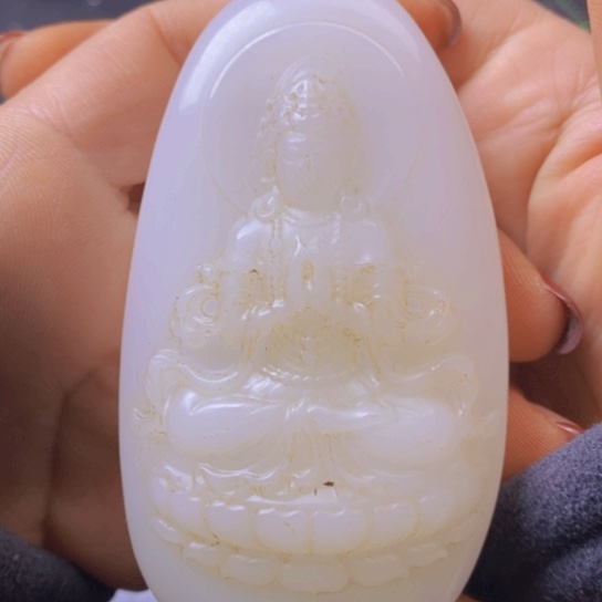 白玉菩提吊坠摆件
