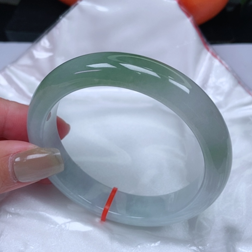 【闪购商品】翡翠手镯未镶嵌，