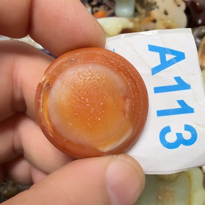 莲***主玛瑙/玉髓未镶嵌颈饰