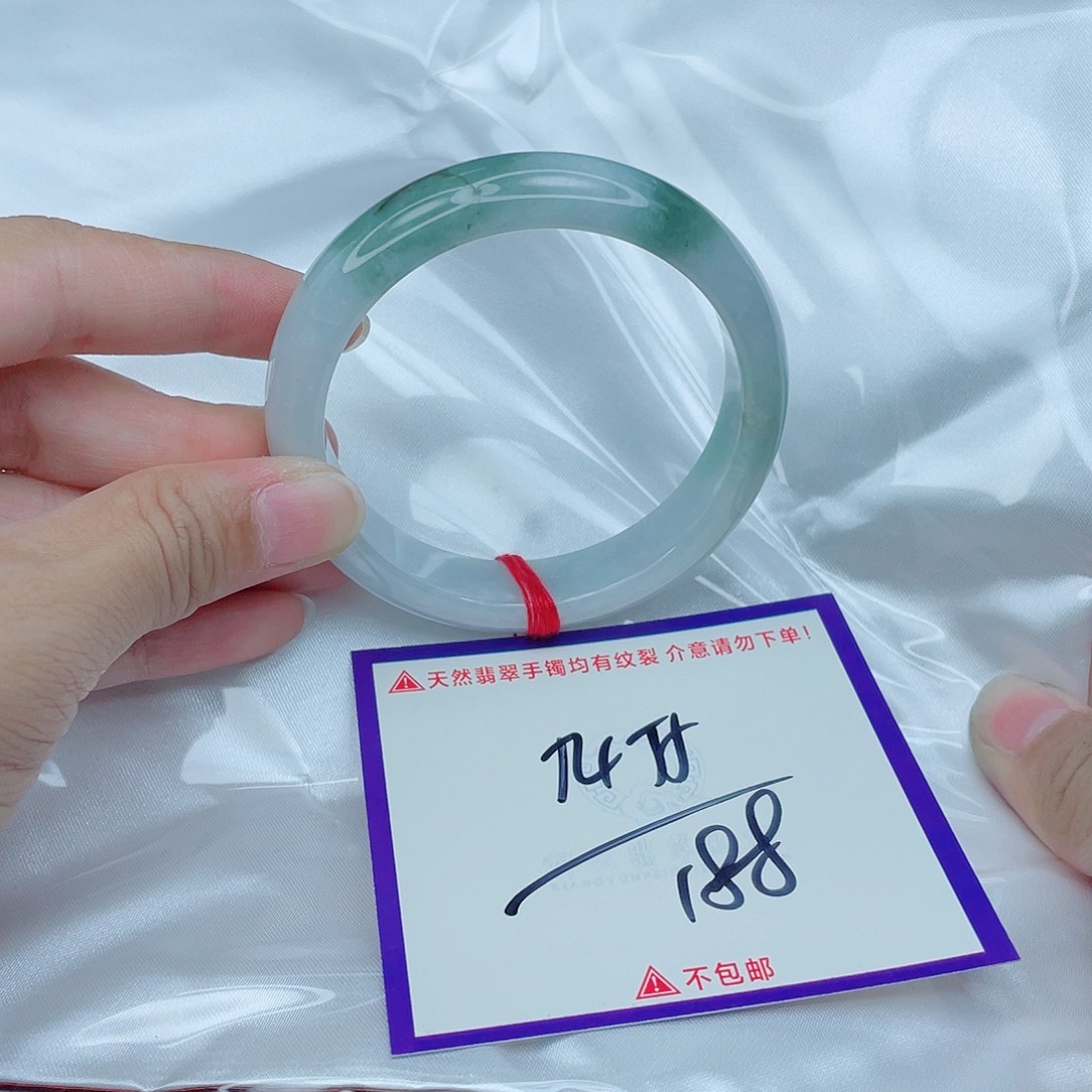 未镶嵌定制翡翠翡翠