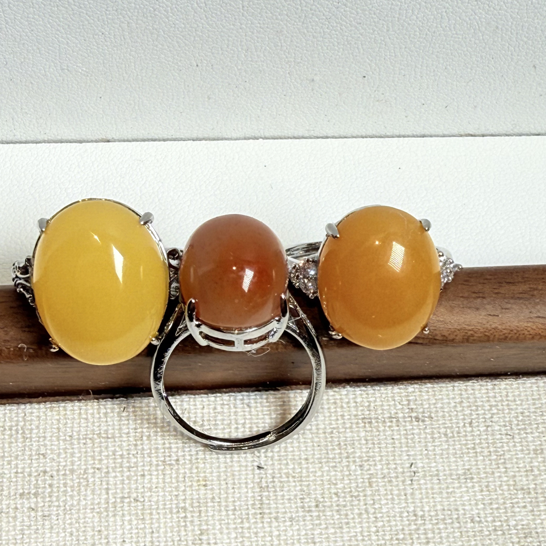 天然黄龙玉铜镶活口戒指