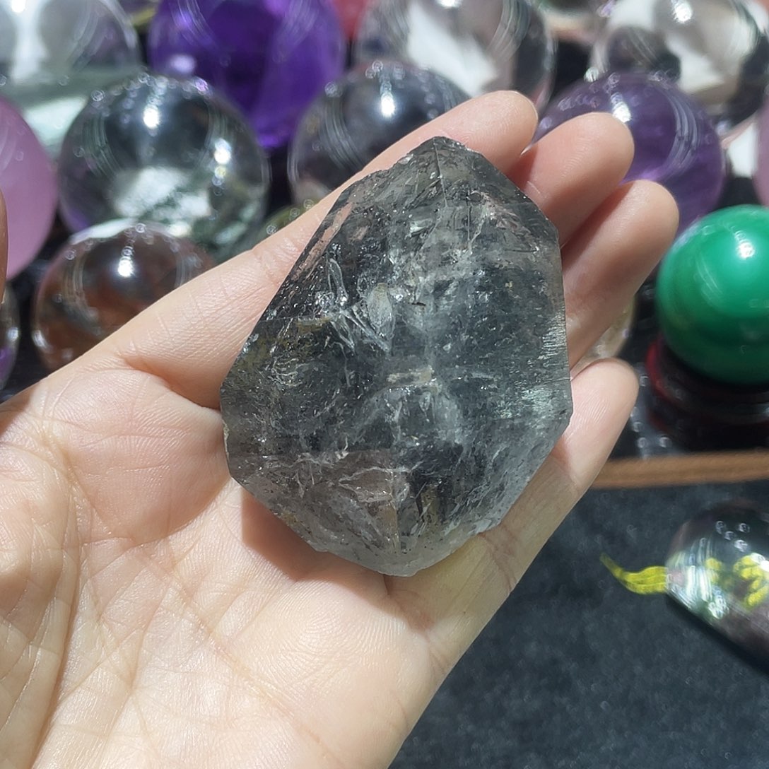 水晶未镶嵌珠宝半成品