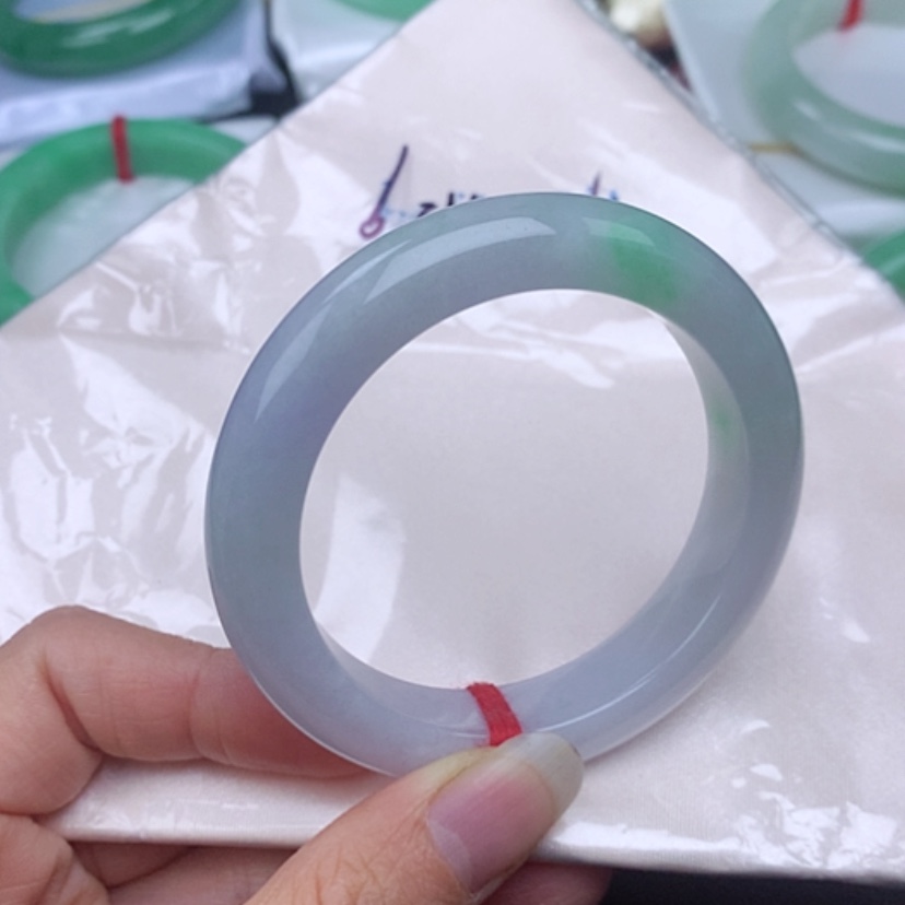 【闪购商品】翡翠戒指未镶嵌          正圈52-53 春彩