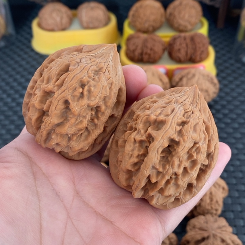 【闪购商品】文玩核桃吊坠大沽石