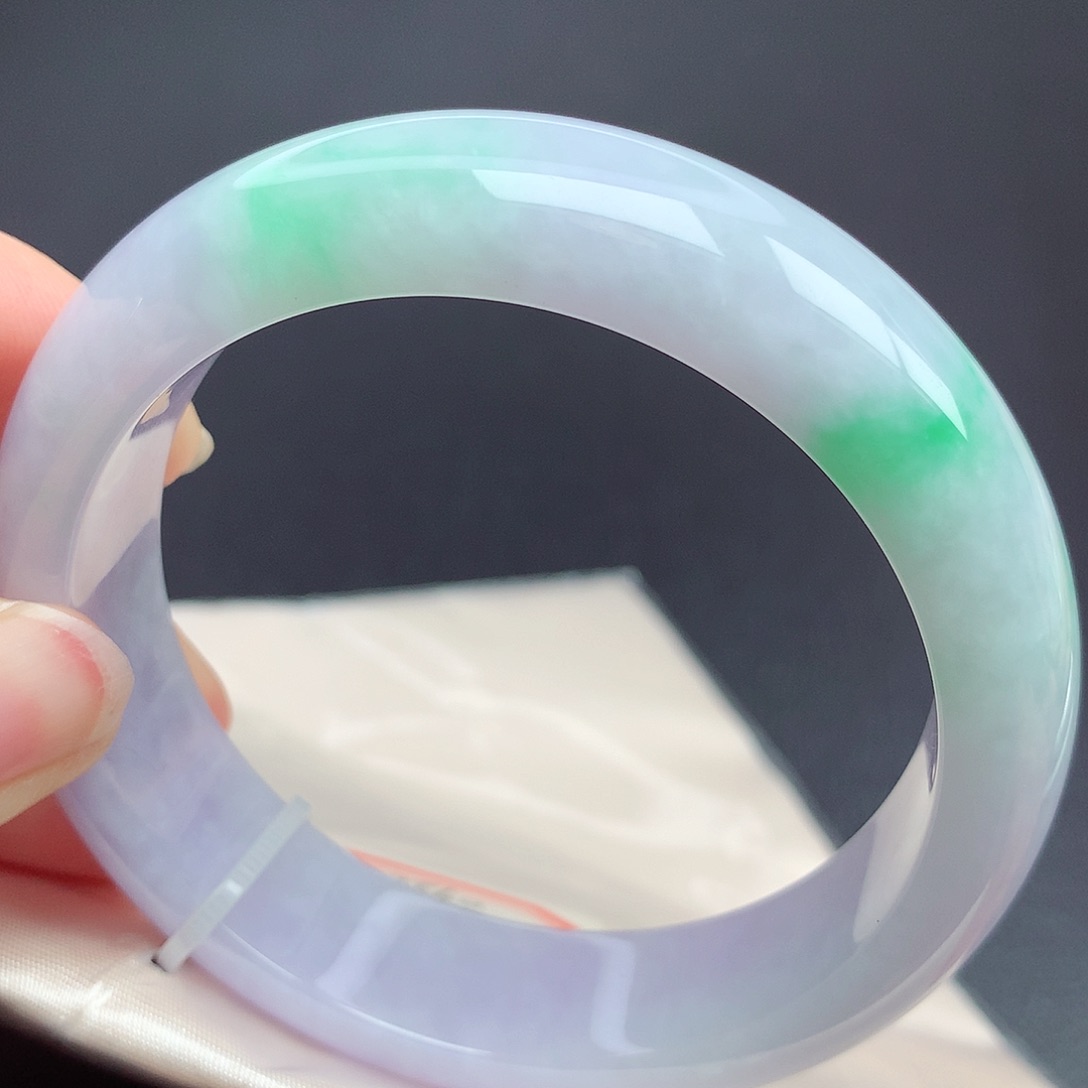 翡翠手镯未镶嵌59圈口