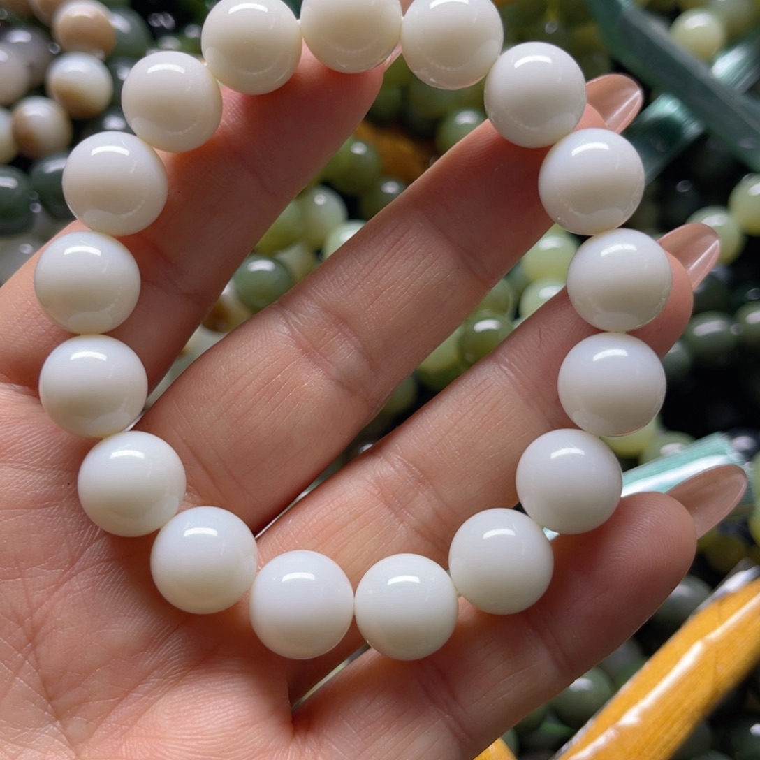 和田玉手链未镶嵌