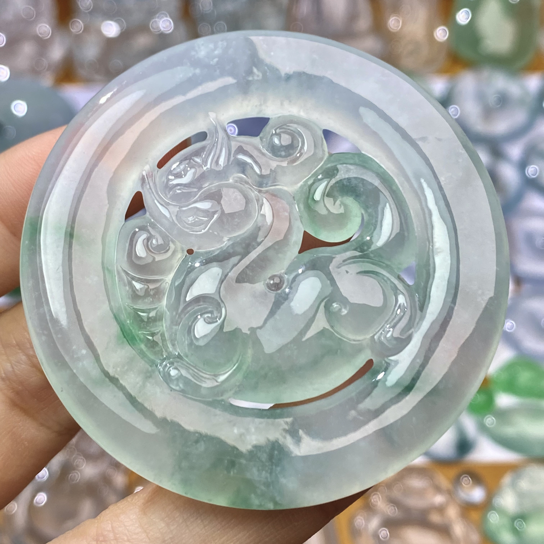 天然缅甸a货翡翠麒麟圈冰胶飘绿花车挂玉佩吊坠 尺寸：55-6.4