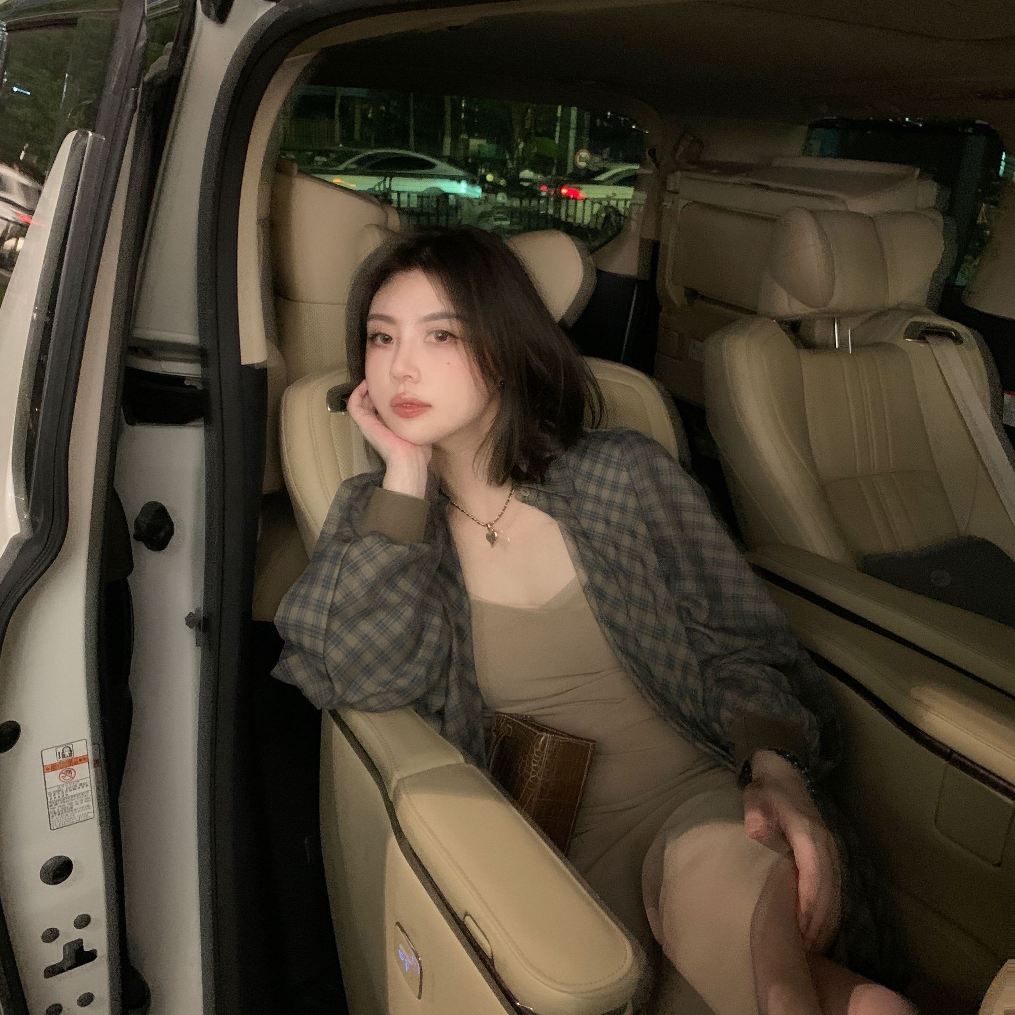 ASM ANNA◆ 蒙马特街角~休闲小翻领设计感廓形格纹衬衫上衣AS3694