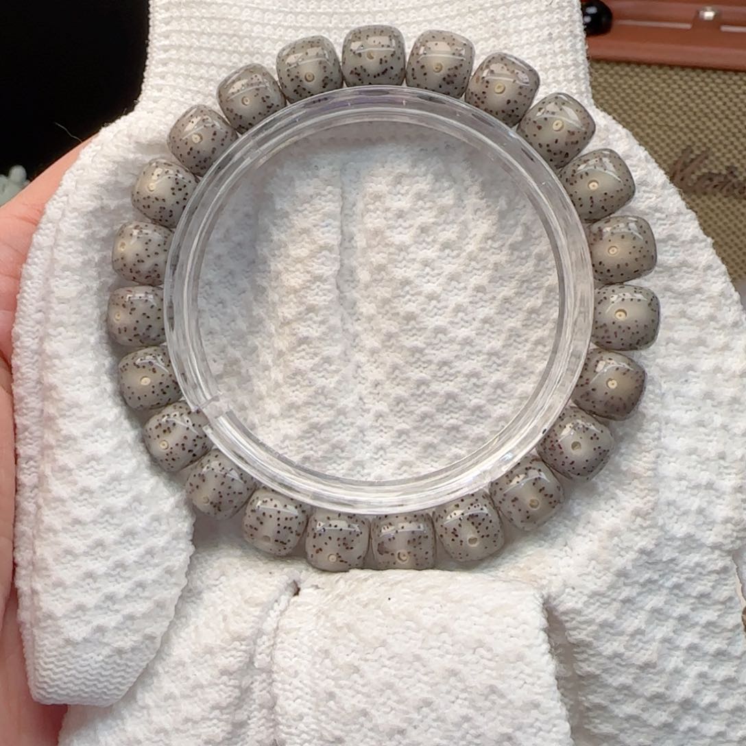 星月菩提手串灰皮果冻针尖星10*9