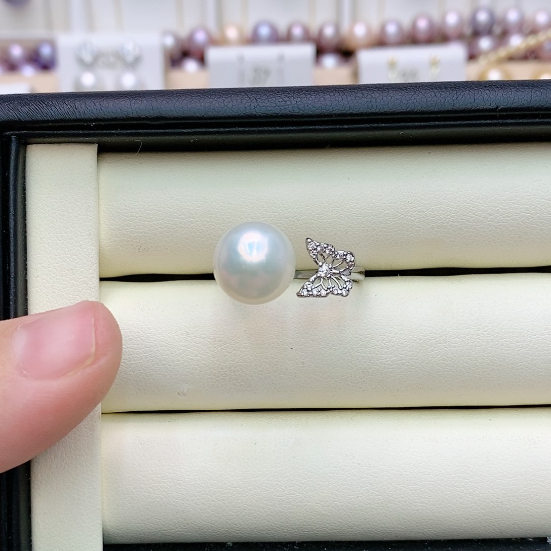 淡水珍珠颈饰合金