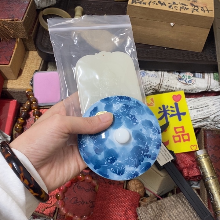 摆件中古工艺品一件
