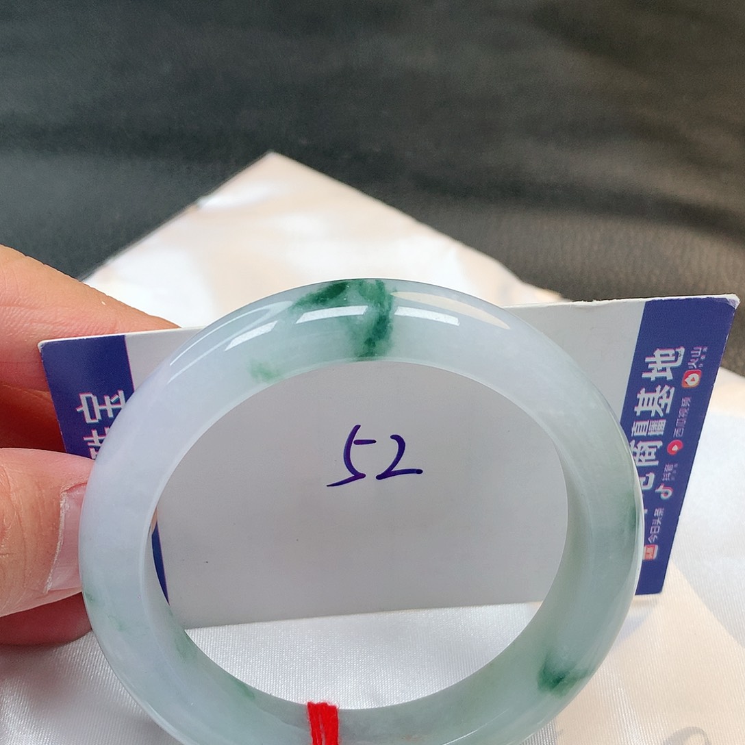 翡翠手镯未镶嵌52号