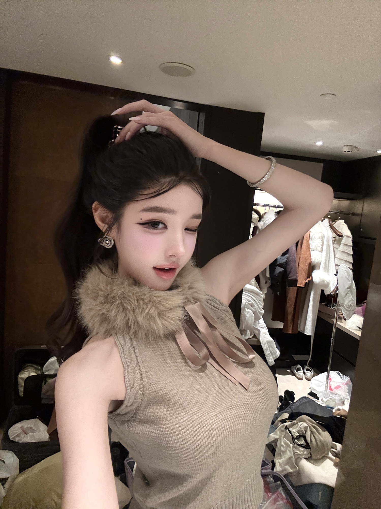 【云朵雪球】2025秋冬新款氛围感针织背心上衣搭配显瘦半身裙套装女