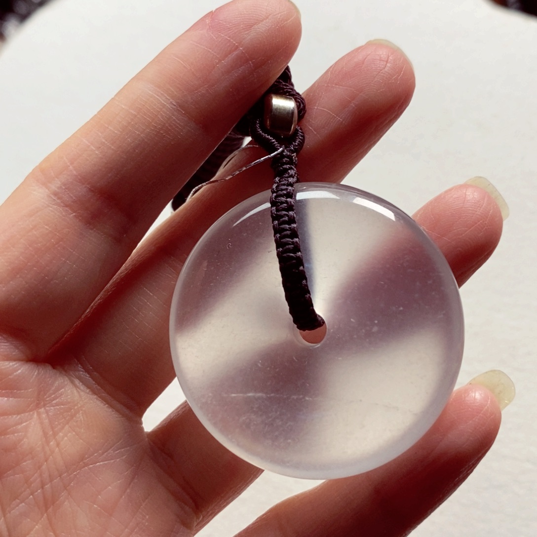 石英质玉未镶嵌颈饰