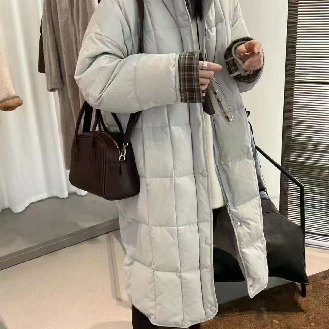 新款冬季女士过膝长款立领宽松白鸭绒加厚保暖外套女款时尚百搭