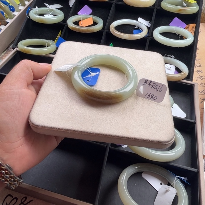 未镶嵌手镯和田玉玲珑美镯52.2