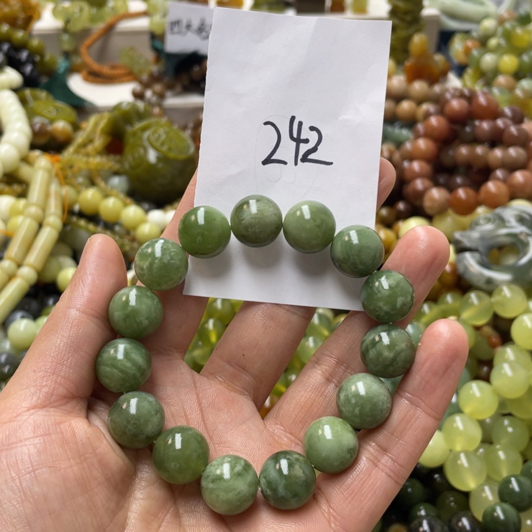 蛇纹石玉手链未镶嵌