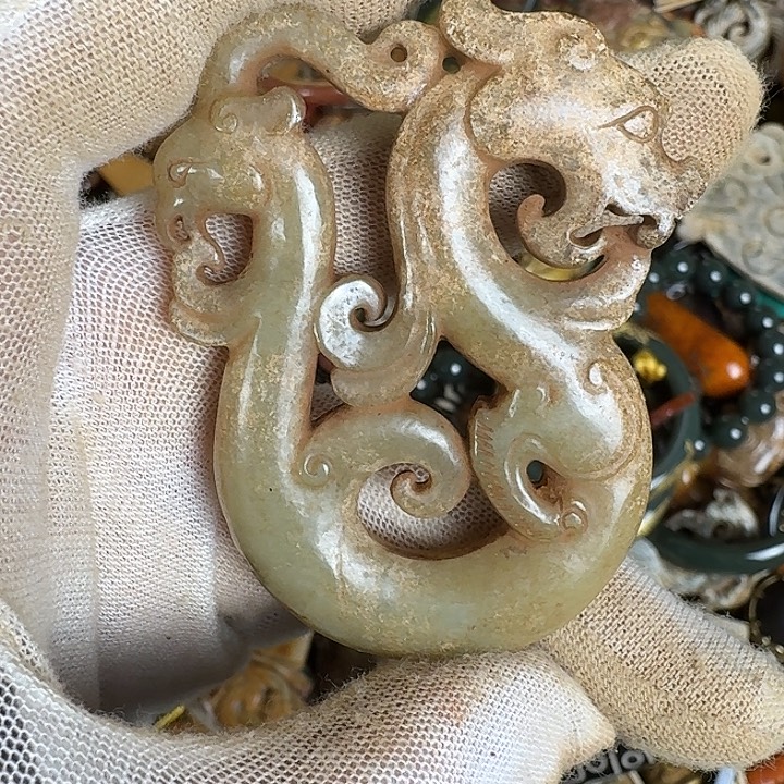 和田玉未镶嵌挂件