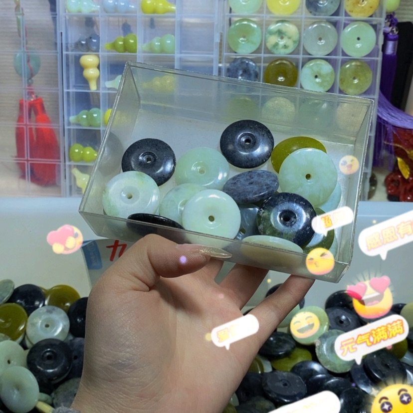 【闪购商品】蛇纹石玉其他未镶嵌85