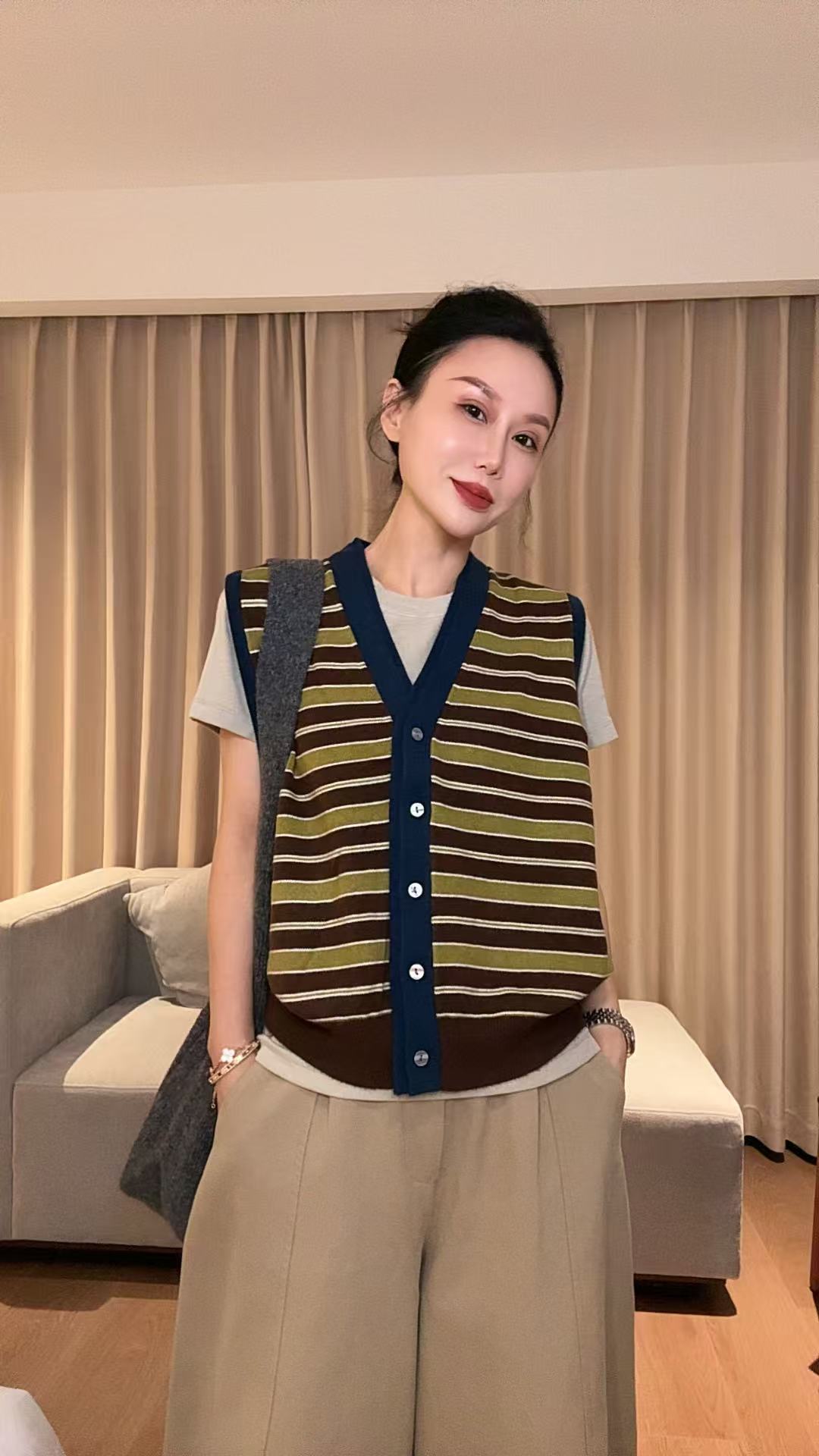 【那尚新品】V领条纹经典老钱风经典马甲