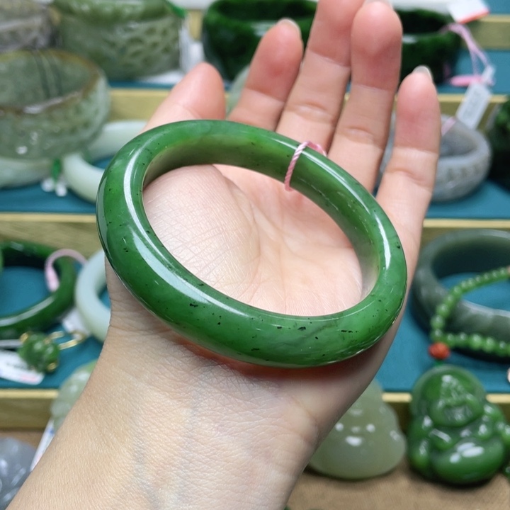 和田玉手镯56+圈口 编号69未镶嵌