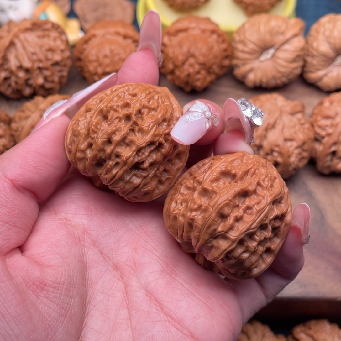 把件文玩核桃全品，平谷凹底39