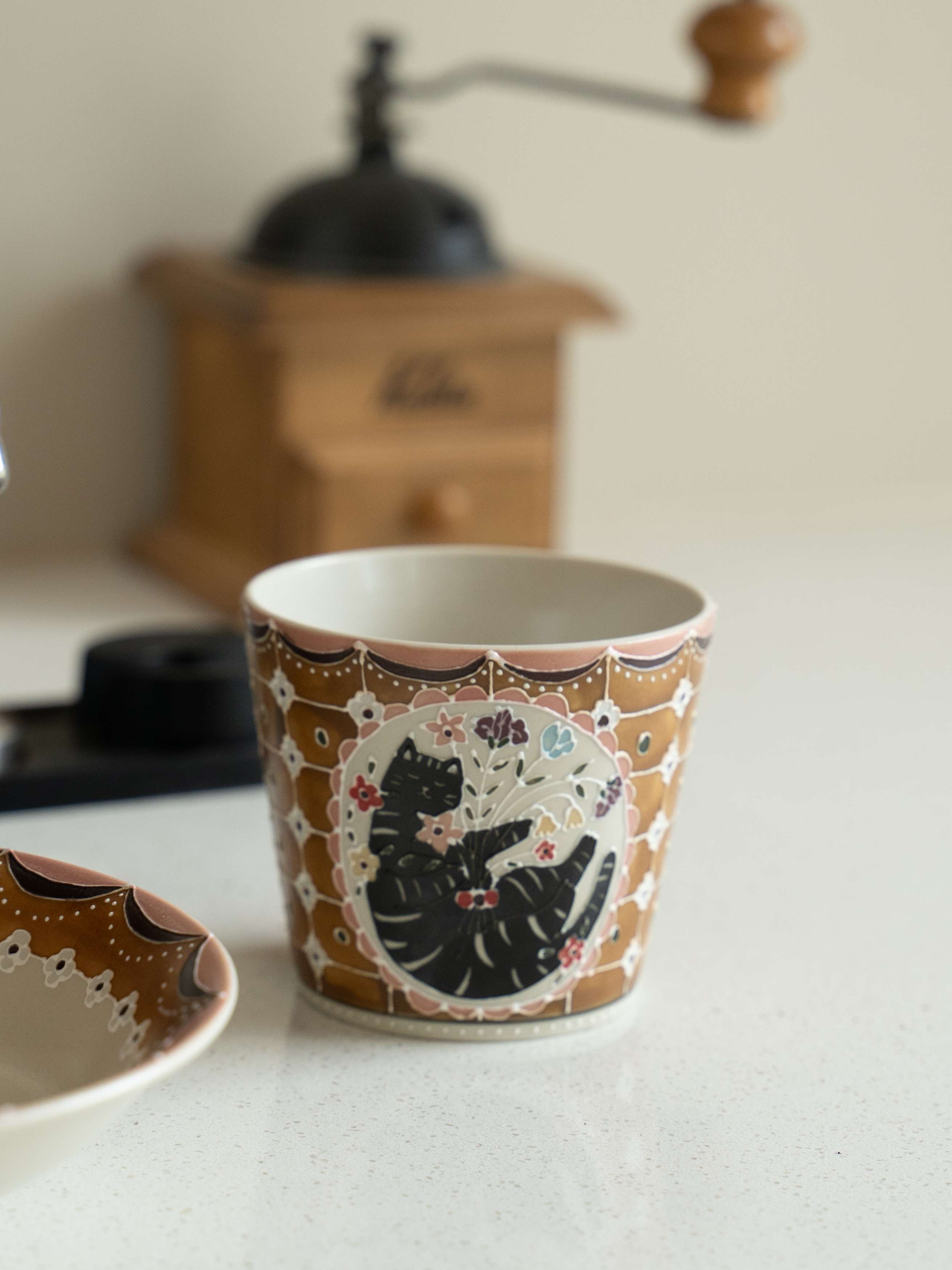 上禾下皿 | 满绘黑猫纱帐猪口杯咖啡杯