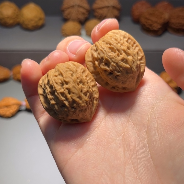 把件文玩核桃鸡心827