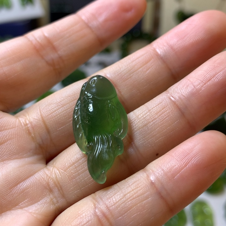 岫玉颈饰未镶嵌吊坠