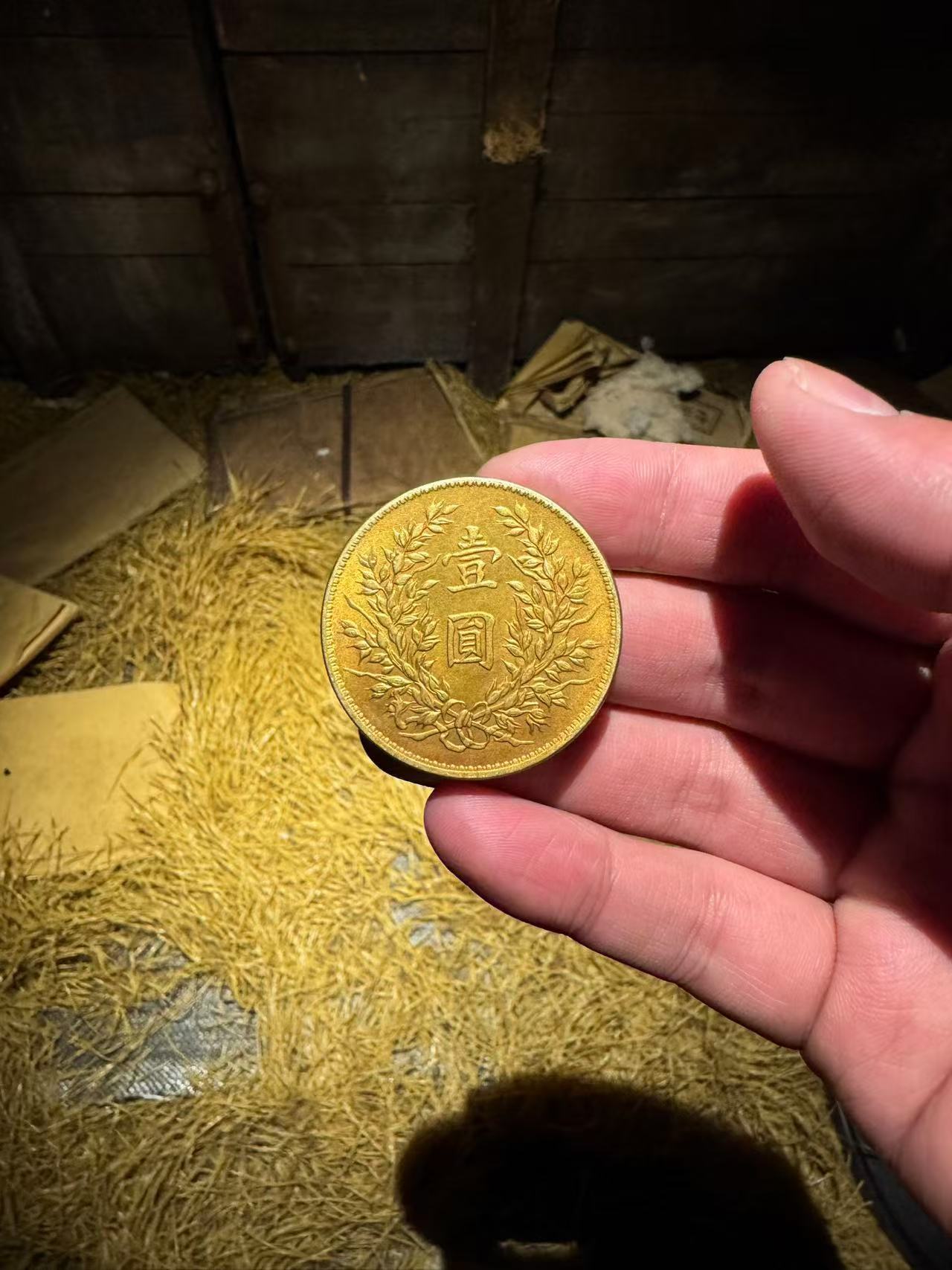 1个家居摆件   58黄大头精美摆件  精美摆件  现代复古摆件