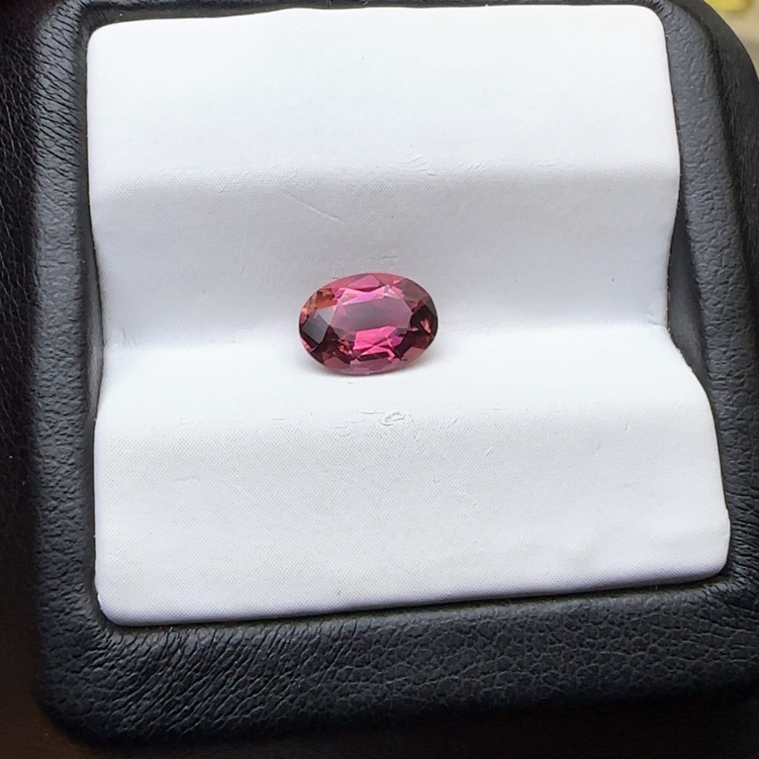 碧玺珠宝半成品未镶嵌天然1.04克拉