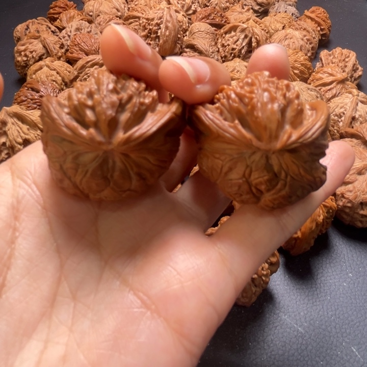 ?****?宫灯蛇头34尺寸核桃哈哈哈哈哈哈哈