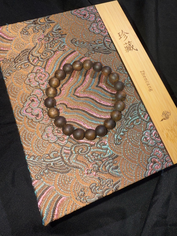 沉香海南沉香琪楠一代母树高山料0.9单圈手串