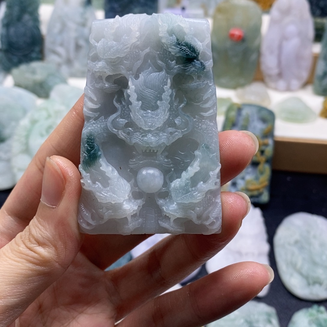 定制翡翠未镶嵌翡翠