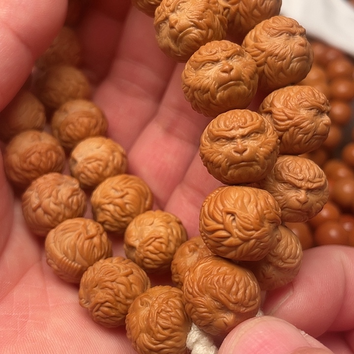 猴头核桃手串二****量黑神