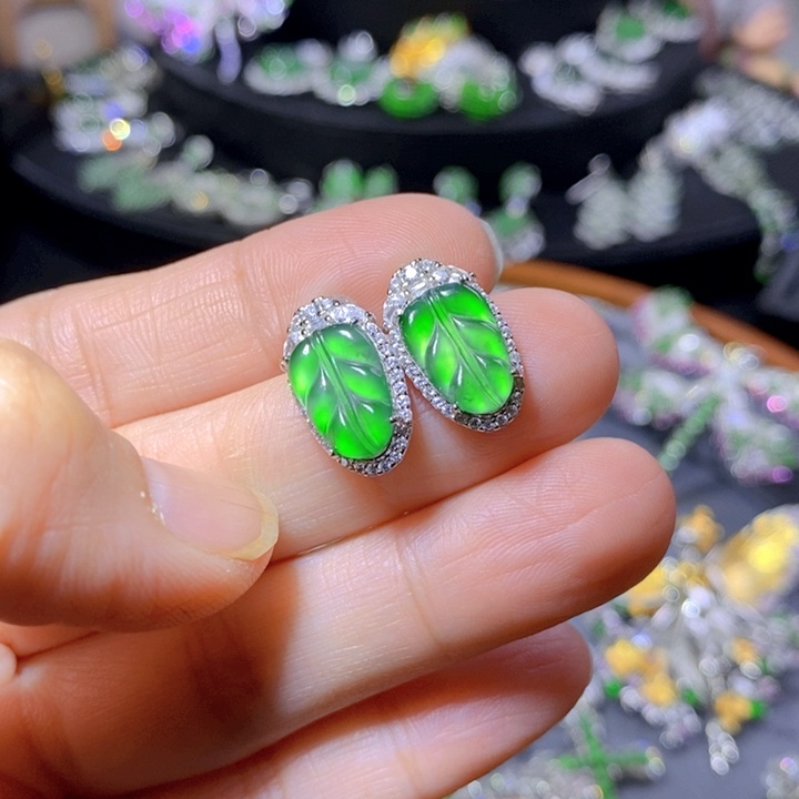 翡翠戒指银S925镶嵌天然翡翠