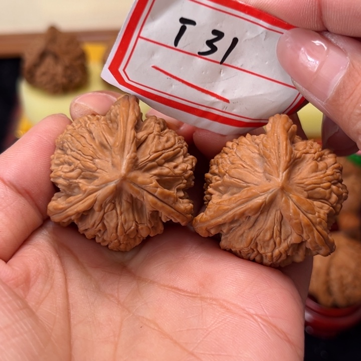 文玩核桃吊坠38全品粗筋虎头奔31