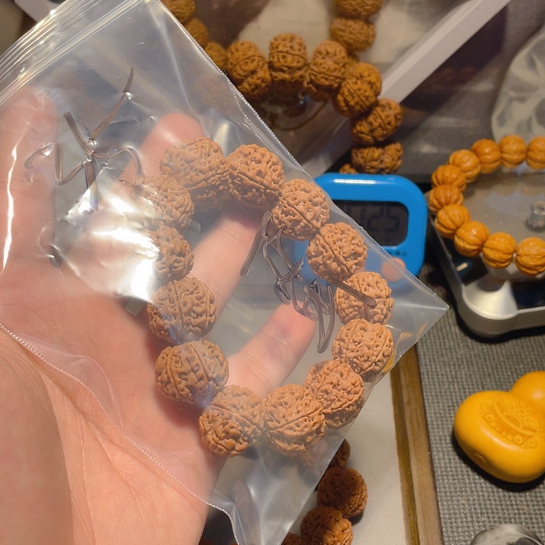 手串金刚菩提蛋****）六瓣