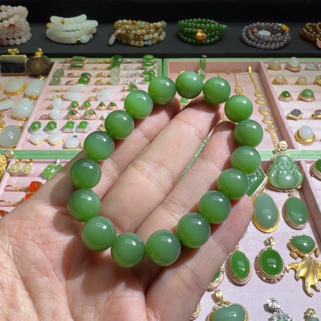和田玉手链未镶嵌碧玉粉阳绿12mm手链