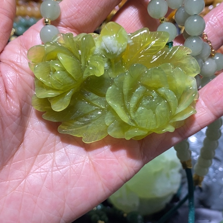 岫玉岫玉吊坠未镶嵌