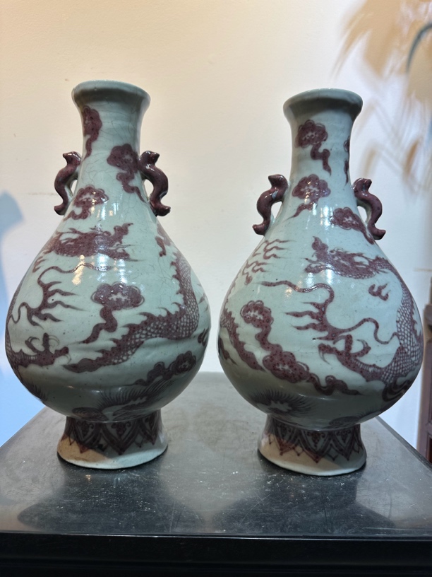 瓷器摆件纯手工釉里红龙纹双耳瓶