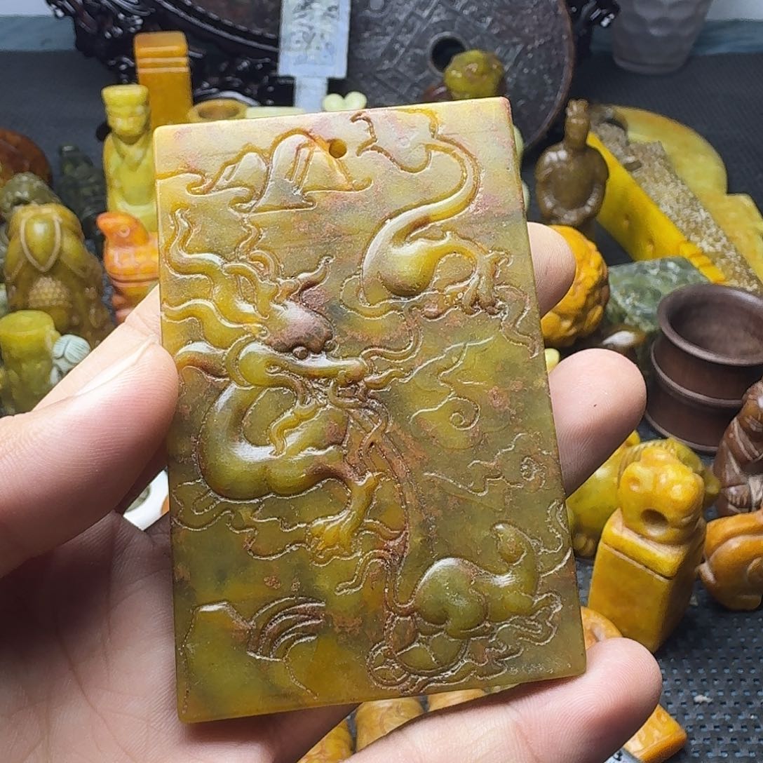 白玉菩提吊坠。。。