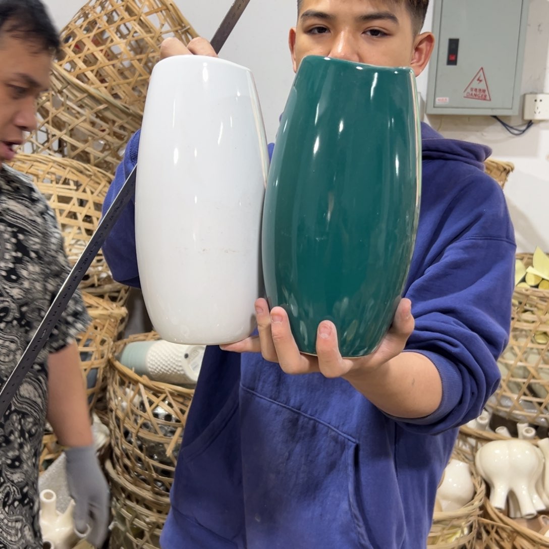 摆件102 号高中低温陶瓷工艺瓶（部分微瑕）