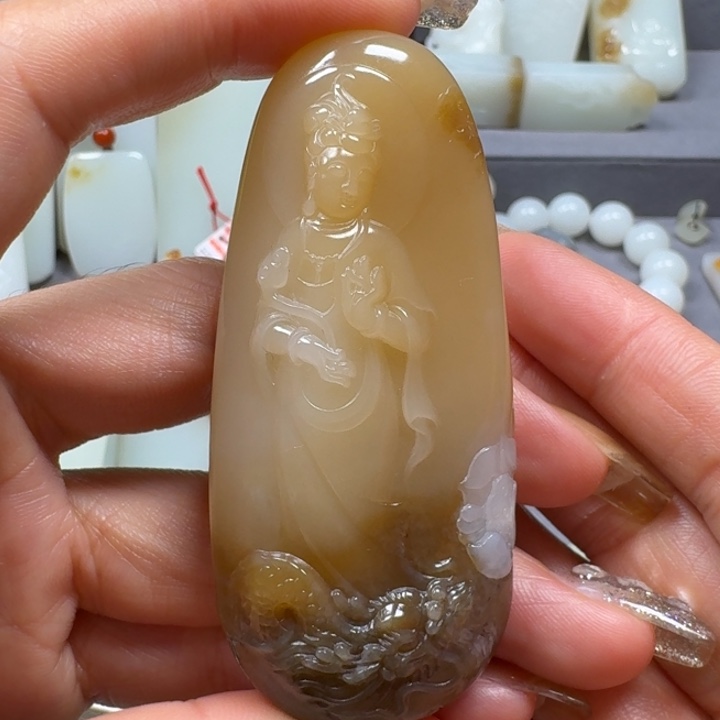 和田玉颈饰未镶嵌