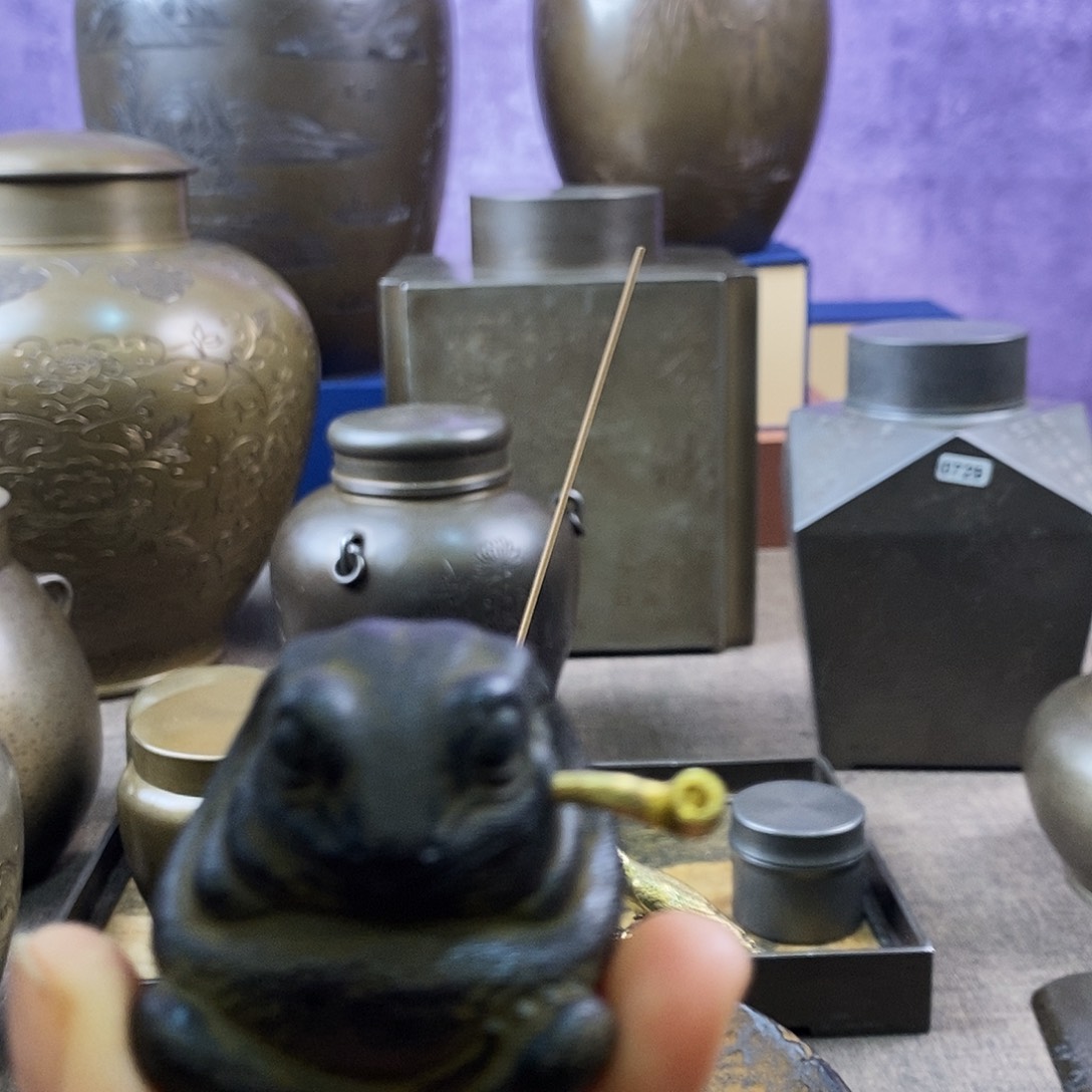 瓷片哈哈哈哈哈哈哈哈哈哈哈哈哈笑的